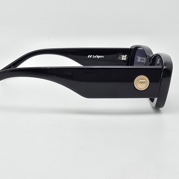 Le Specs Unreal! 1902078 Shiny Black Frame Smoke Grey Lens Sunglasses 52-16-140 - Picture 9 of 16